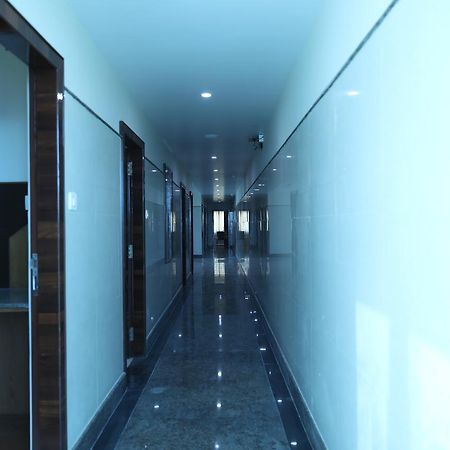 Hlv Grand Inn Bangalore Luaran gambar