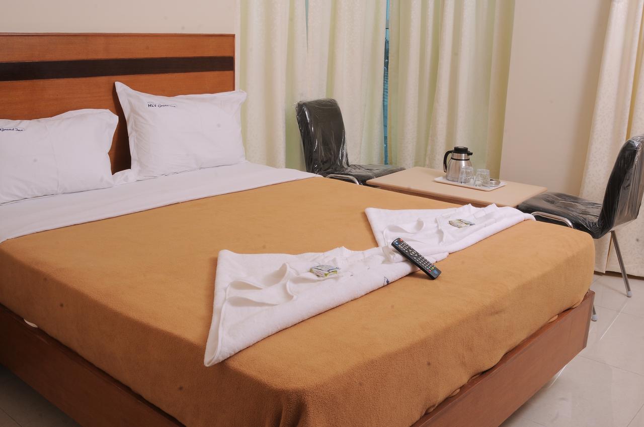 Hlv Grand Inn Bangalore Luaran gambar